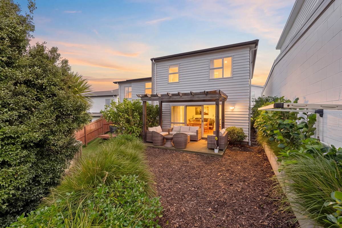 55 Nautilus Drive, Gulf Harbour — sold by Karin Blaauw, Harcourts Cooper & Co